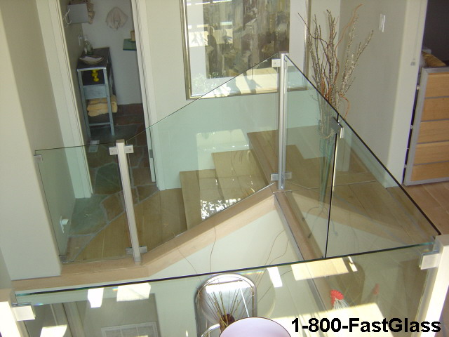 SAN CLEMENTE GLASS FENCING